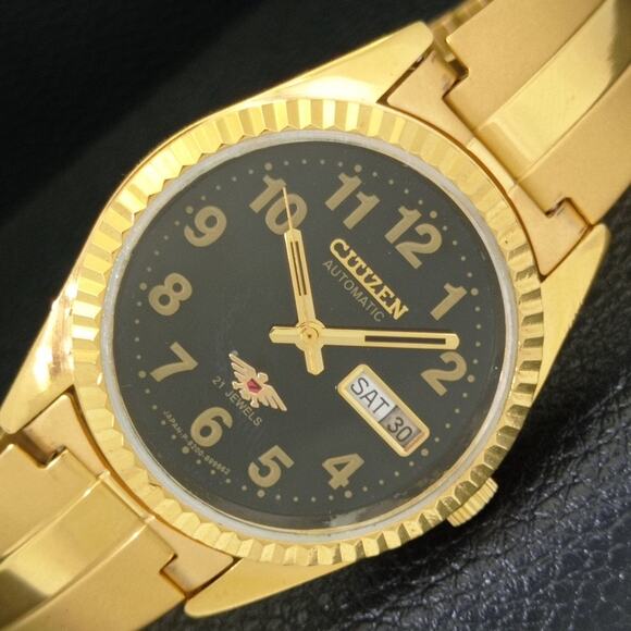 Vintage 1974 Citizen Automatic Mens Gold Watch W/daydate & Black accents - Picture 1 of 10